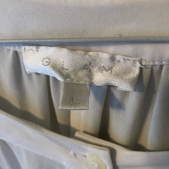 GLAM brand White Top - Functional Button - Picture 3 of 6